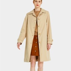 Trench coat by Orolay.